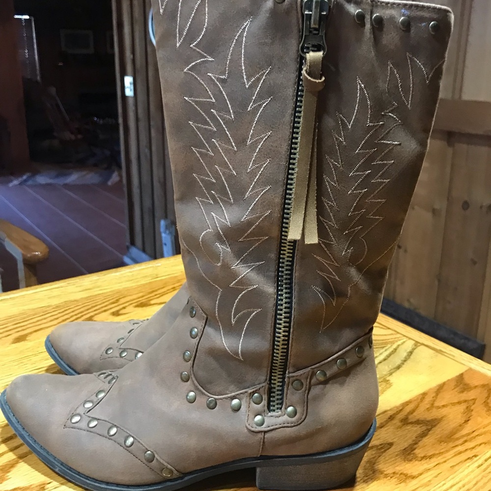 Coconuts by Matisse women’s size 10 boot